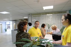 31 августа в городской поликлинике № 170 прошла акция, подготовленная активистами молодёжного движения профсоюза работников здравоохранения г. Москвы «Те, кому не всё равно»