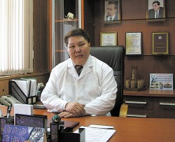 Борис Андреев, главный врач РБ № 2 — Центра экстренной медицинской помощи, к.м.н., отличник здравоохранения