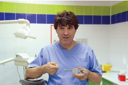 Гаси Нуруев, руководитель клиники «ДЕНТАЛ-ПРЕСТИЖ» и Центра стоматологии на Сухаревской, г. Москва