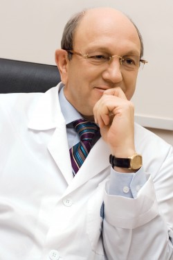 Георгий Манихас, главный врач Санкт-Петербургского городского клинического онкологического диспансера