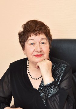 Любовь Васильевна Селиванова, заведующая отделом экономической работы