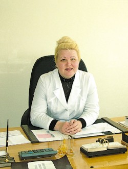 Людмила Мартюшова, главный врач больницы, врач высшей категории, главный терапевт города Саяногорска, депутат городского Совета Саяногорска