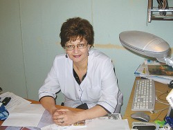 Наталья Ерёмина, заместитель главного врача по медицинскому обслуживанию населения; врач-психиатр, имеет первую квалификационную категорию. Выпускница Саратовского государственного медицинского института 1985 года