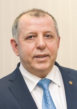 Рамазан Абакаров, главный врач ГБУЗ РК «Коми республиканская клиническая больница»