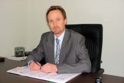 Сергей Владимирович Николаев, главный врач, отличник здравоохранения