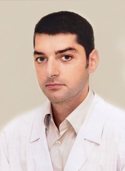 Сеймур Садигович Гаджиев, заведующий терапевтическим отделением