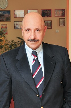 Тимур Шароев, руководитель онкологической службы, доктор медицинских наук, профессор. Фото: Анастасия Нефёдова