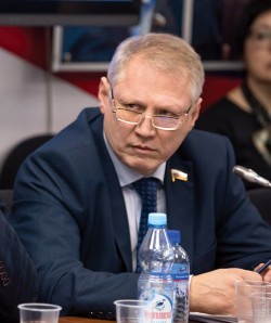 Валерий Елыкомов на заседании внутрифракционной группы ЕР ГД ФС РФ, декабрь 2017 года