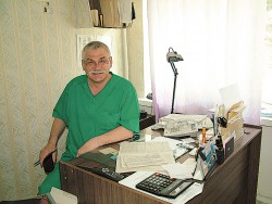Виктор Лебедев, заведующий травматологическим отделением