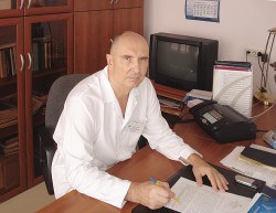 Виктор Усовский, директор Новороссийского медицинского центра.