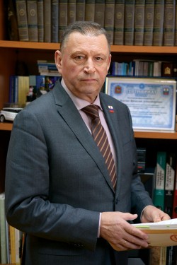 Вячеслав Александрович Зазулин, заместитель начальника Бюро СМЭ по экспертной работе, заслуженный врач РФ
