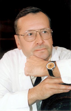 Юрий Лобзин, директор Санкт-Петербургского НИИ детских инфекций ФМБА России