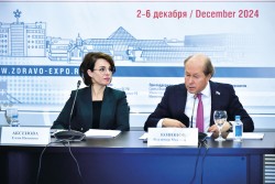 Елена Аксёнова, директор ГБУ «Научно-исследовательский институт организации здравоохранения и медицинского менеджмента Департамента здравоохранения Москвы»