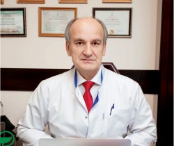 Ибрагим Магомедов, главный врач Государственного бюджетного учреждения Республики Дагестан «Республиканская клиническая больница»