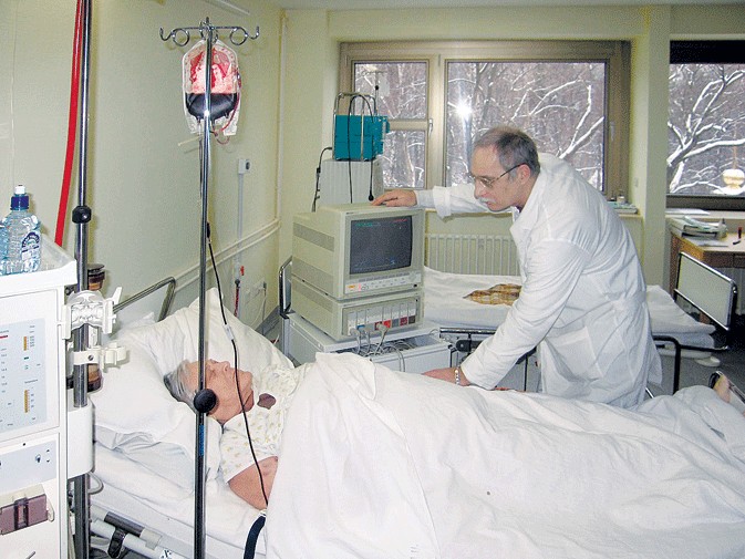 Волынская больница врачи