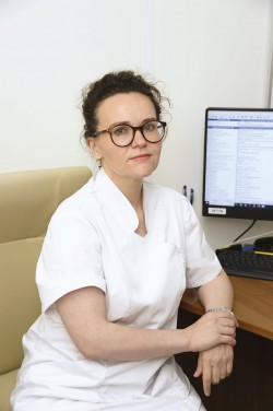 Наталья Петровна Макарова, врач-эмбриолог отделения вспомогательных технологий ФГБУ «НМИЦ АГП им. В.И. Кулакова» Минздрава России (фото: Анастасия Нефёдова)