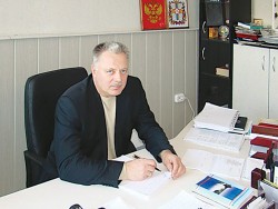 Сергей Николаевич Орлов, руководитель Калачинского здравоохранения. Награждён медалью ордена «За заслуги перед Отечеством»