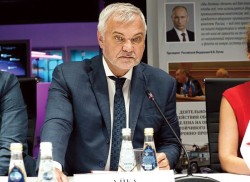 Владимир Уйба, руководитель Федерального медико-биологического агентства. Фото: fmbaros.ru