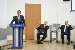 Ярослав Нилов, председатель Комитета Государственной думы ФС РФ по труду, социальной политике и делам ветеранов