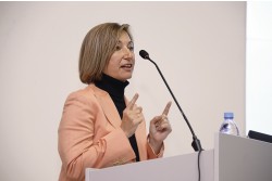 Юлия Фролова, руководитель службы охраны труда Станции скорой и неотложной медицинской помощи им. А.С. Пучкова (фото: Анастасия Нефёдова)