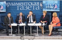 Пресс-конференция. Фото: Кирьян Олегов